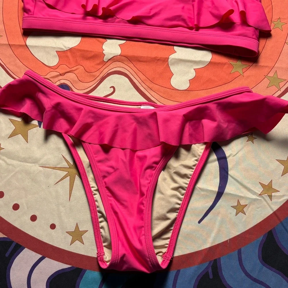 Gnash Swim Free People Pink Ruffle Bikini Set Size 8 US Made in Australia Lycra